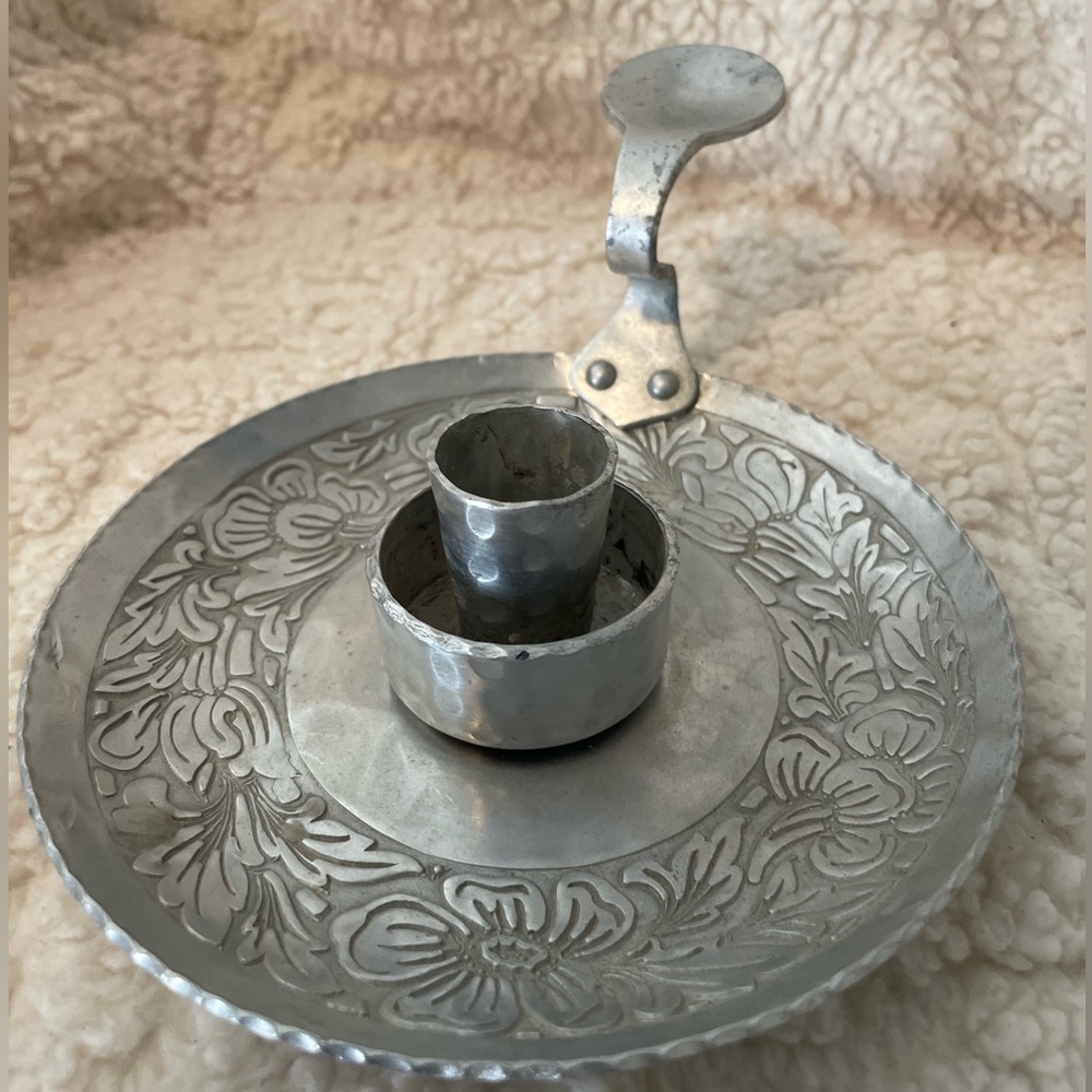 Vintage forced aluminum candle holder - Intaglio Design EMP Co. - Picture 2 of 7